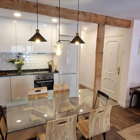 Cimadevilla Playa - Pisazo 6 O 7 Pax En Pleno Centro - Vut-3951-as Apartman *